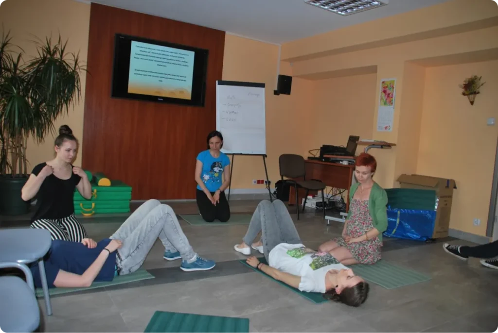 Wykłady z udziałem wolontariuszy medycznych Podkarpackiego Hospicjum dla dzieci